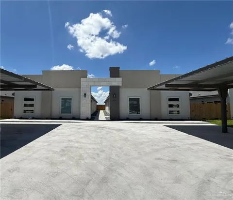 1807 W Violet Drive