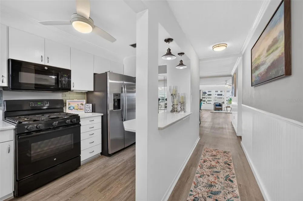 6025 SHORE BOULEVARD S #304 Gulfport, FL 33707