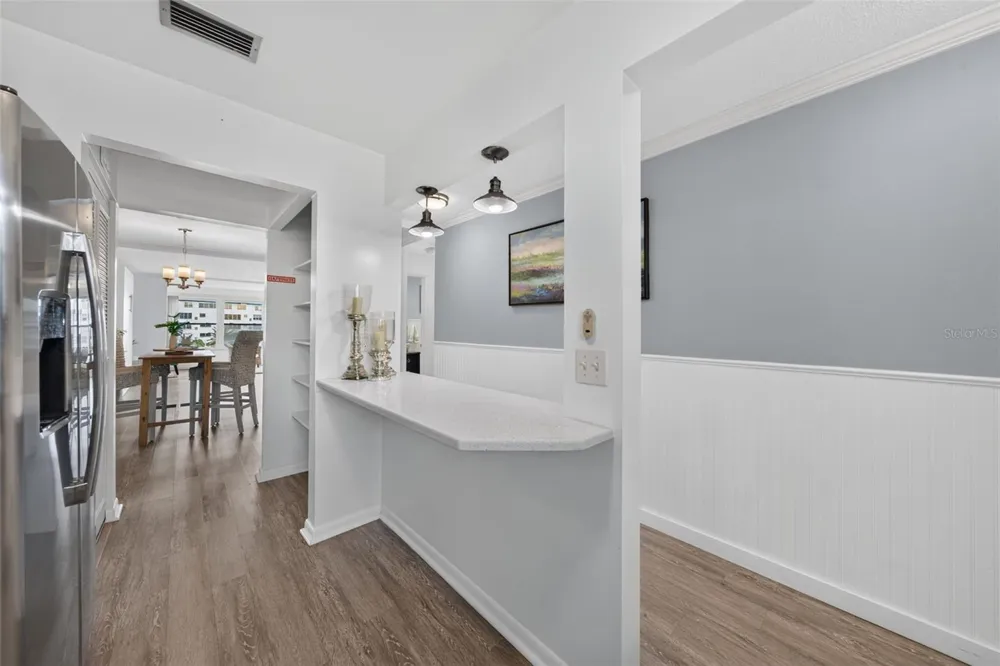6025 SHORE BOULEVARD S #304 Gulfport, FL 33707