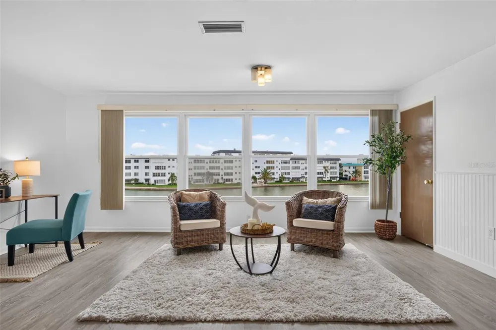6025 SHORE BOULEVARD S #304 Gulfport, FL 33707