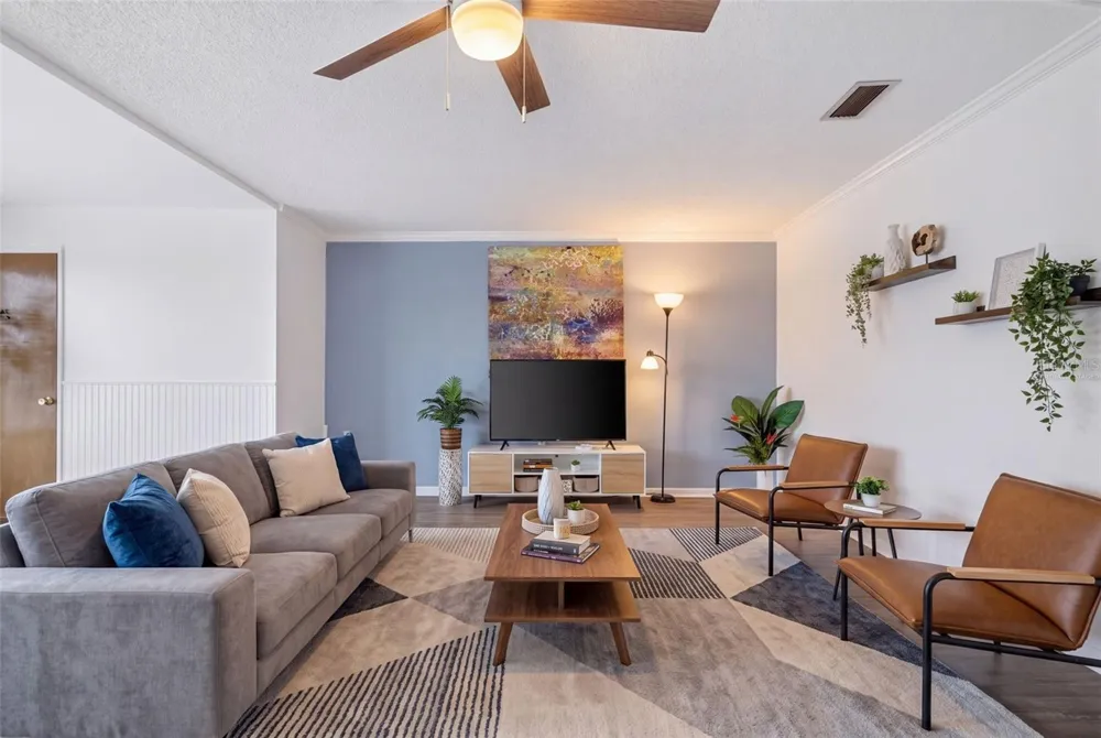 6025 SHORE BOULEVARD S #304 Gulfport, FL 33707