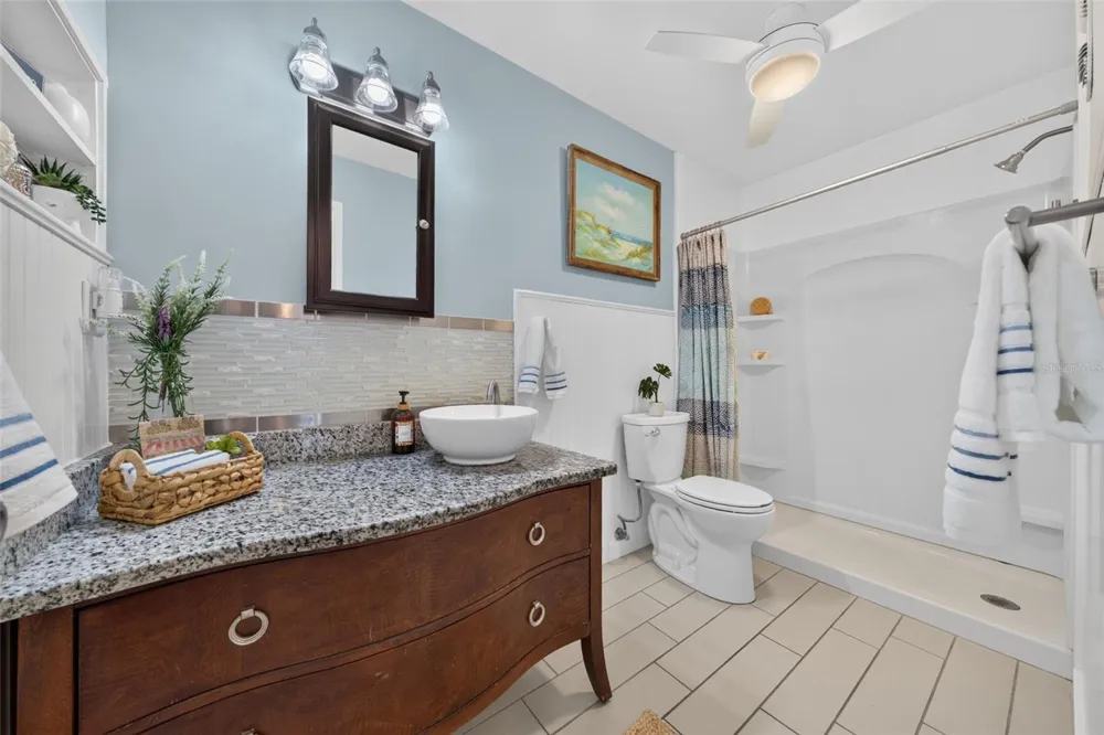 6025 SHORE BOULEVARD S #304 Gulfport, FL 33707