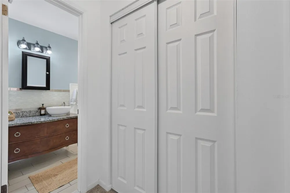 6025 SHORE BOULEVARD S #304 Gulfport, FL 33707