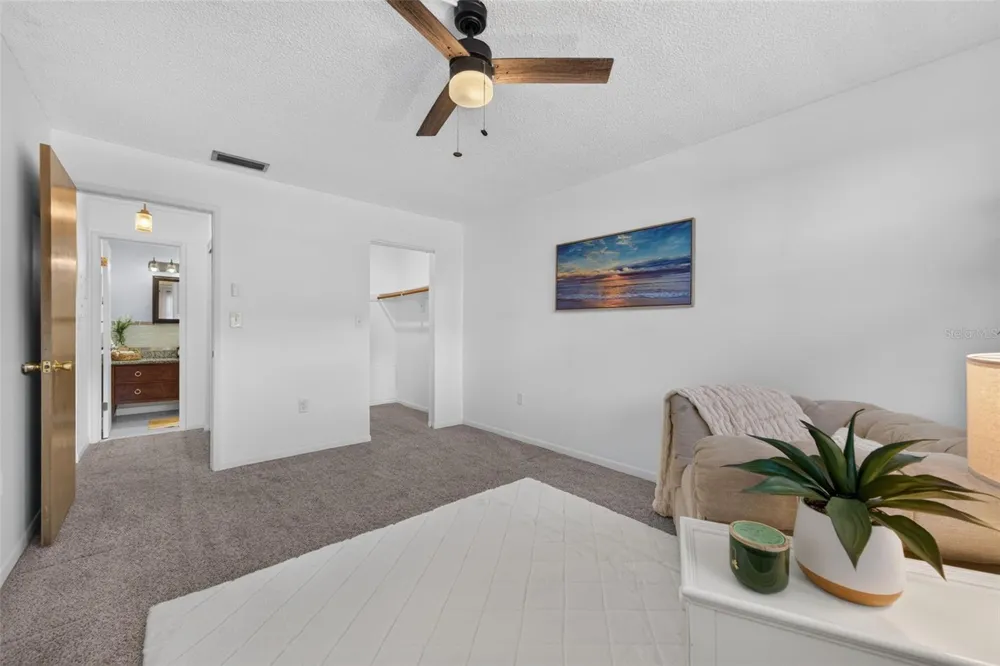 6025 SHORE BOULEVARD S #304 Gulfport, FL 33707