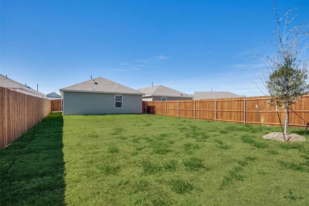 7516 Larson Lane McKinney, TX 75071