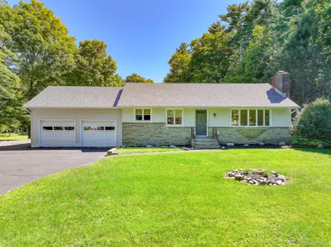 34 Van Buskirk Road