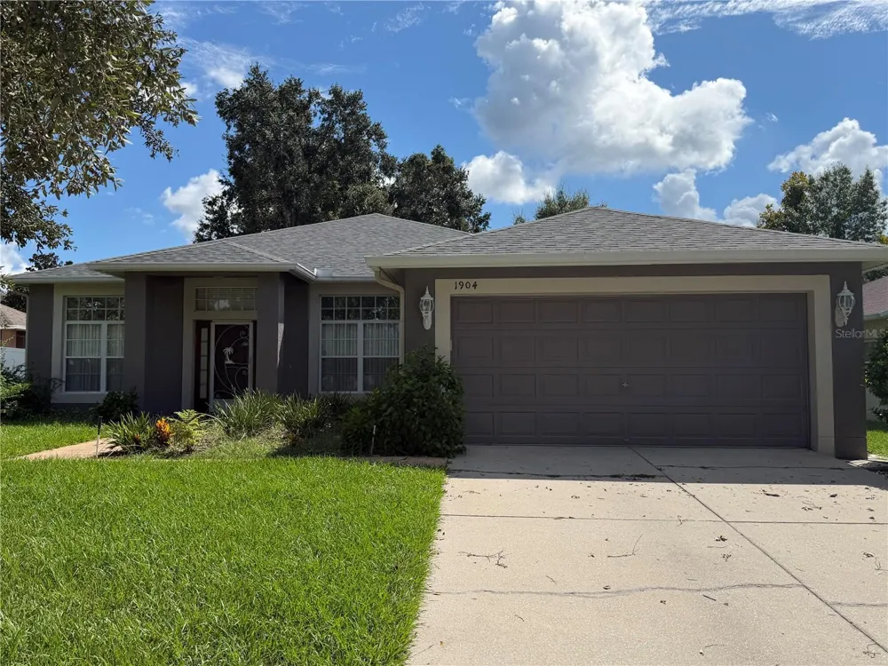 1904 SAMANTHA LANE Valrico, FL 33594
