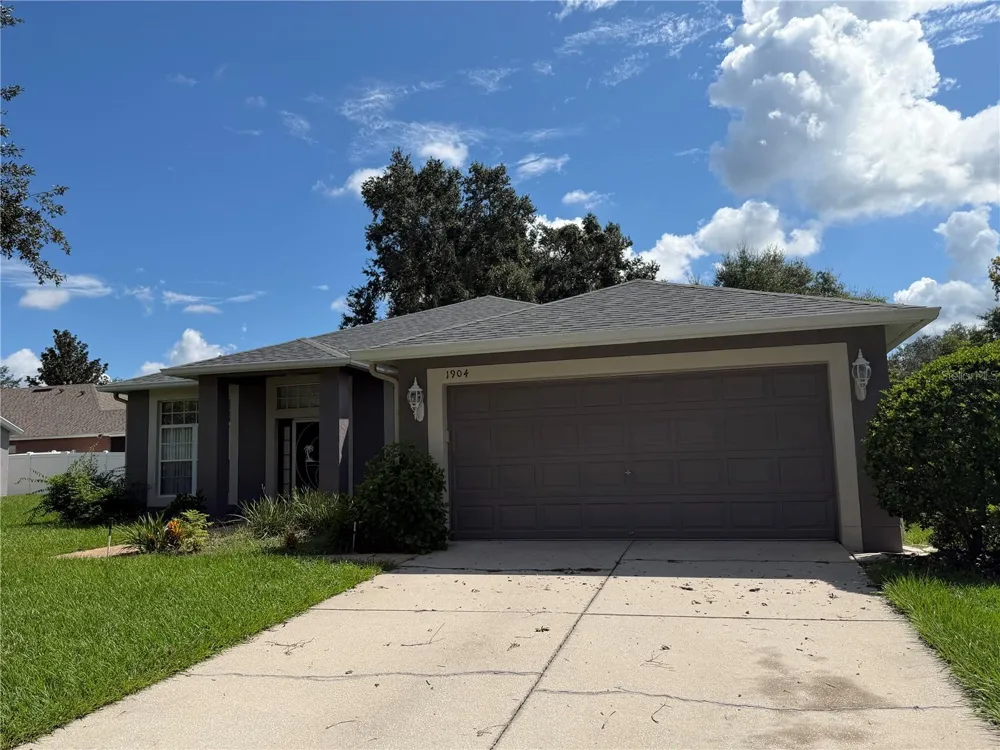 1904 SAMANTHA LANE Valrico, FL 33594