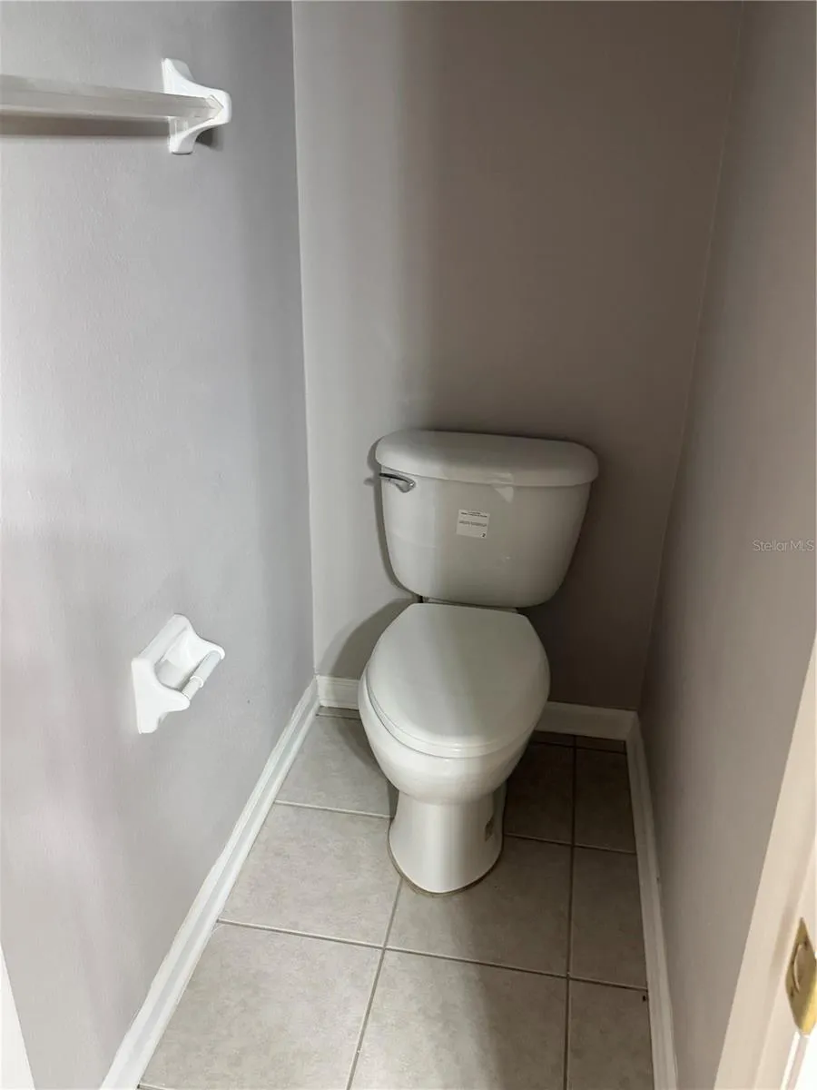 1904 SAMANTHA LANE Valrico, FL 33594