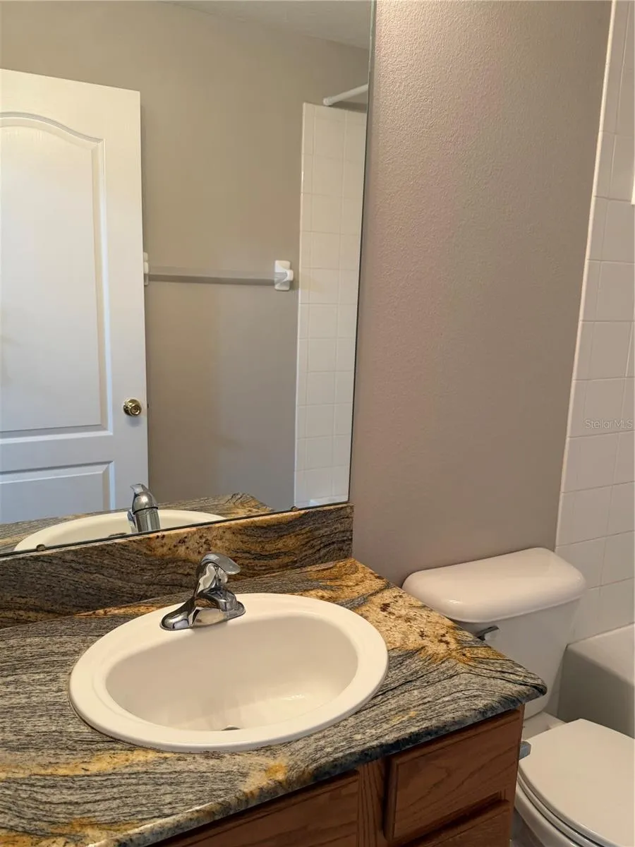 1904 SAMANTHA LANE Valrico, FL 33594