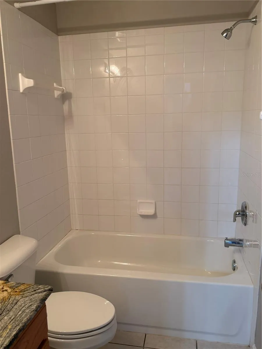 1904 SAMANTHA LANE Valrico, FL 33594