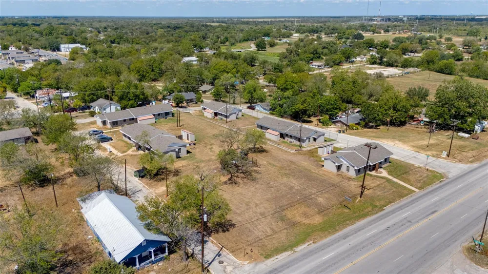 Lamar And North Magnolia Avenue Luling, TX 78648