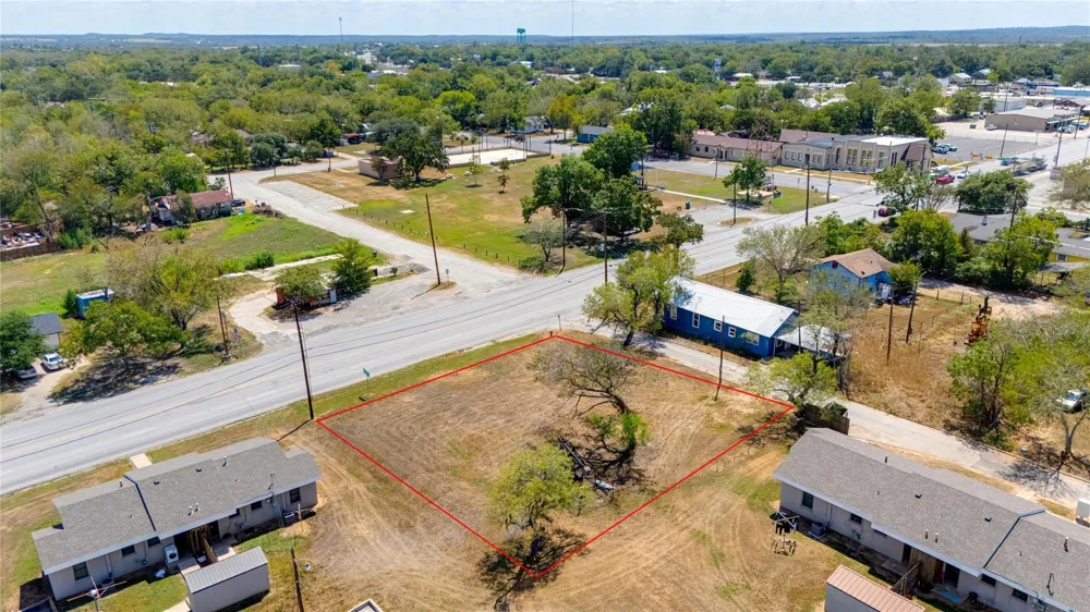 Lamar And North Magnolia Avenue Luling, TX 78648