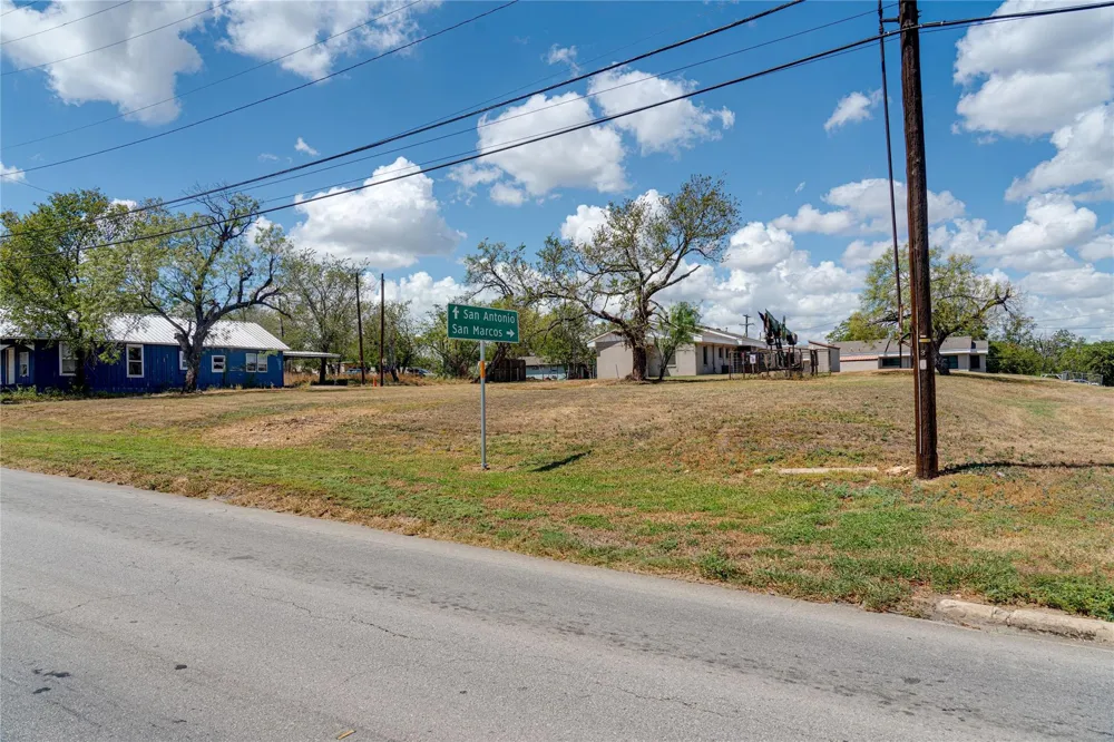 Lamar And North Magnolia Avenue Luling, TX 78648