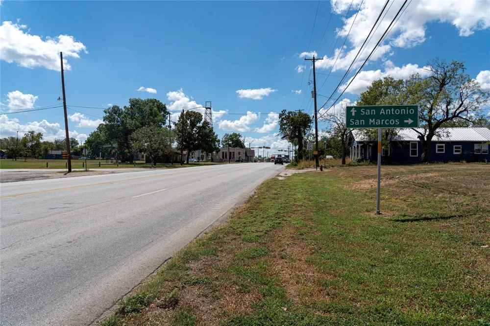 Lamar And North Magnolia Avenue Luling, TX 78648
