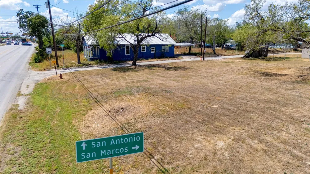 Lamar And North Magnolia Avenue Luling, TX 78648