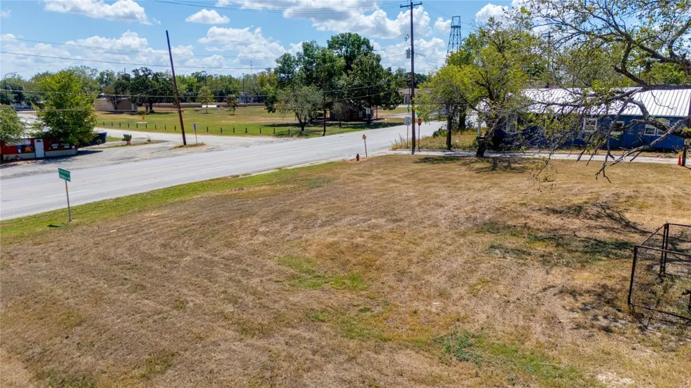 Lamar And North Magnolia Avenue Luling, TX 78648