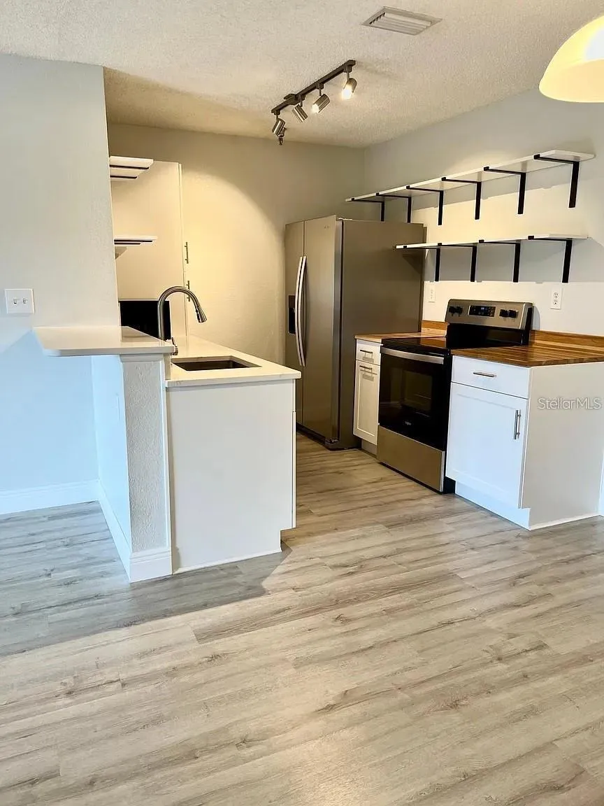 10263 GANDY BOULEVARD #311 St Petersburg, FL 33702