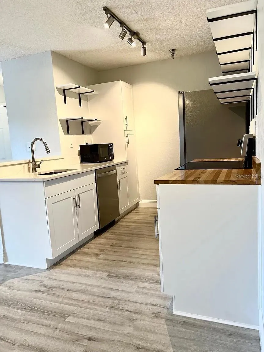 10263 GANDY BOULEVARD #311 St Petersburg, FL 33702