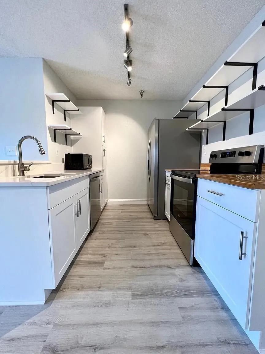 10263 GANDY BOULEVARD #311 St Petersburg, FL 33702