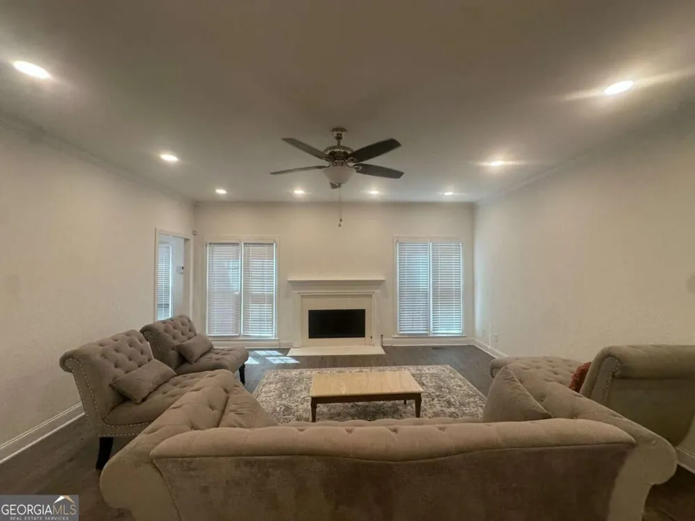 2899 Carnes RD Jonesboro, GA 30236