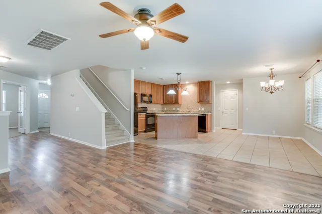 3735 SUMANTRA CLF San Antonio, TX 78261