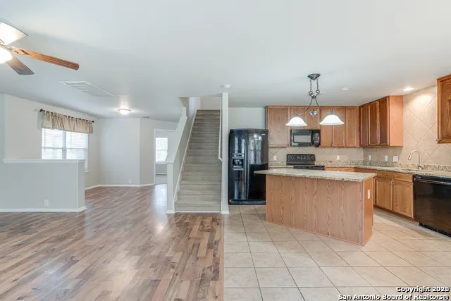 3735 SUMANTRA CLF San Antonio, TX 78261