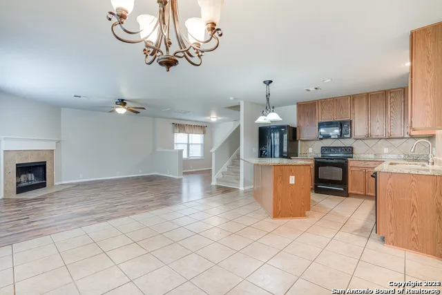 3735 SUMANTRA CLF San Antonio, TX 78261