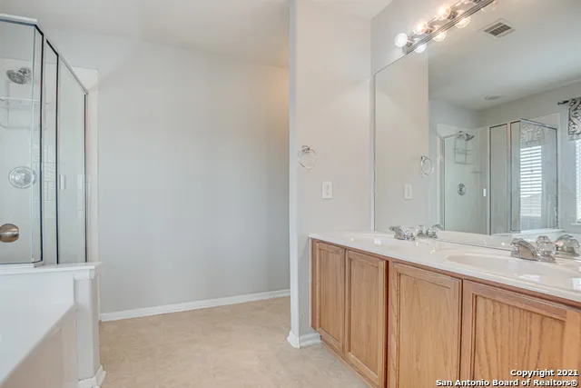 3735 SUMANTRA CLF San Antonio, TX 78261