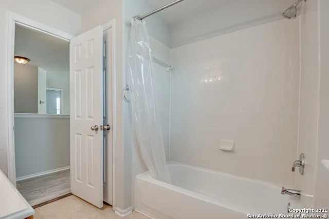 3735 SUMANTRA CLF San Antonio, TX 78261