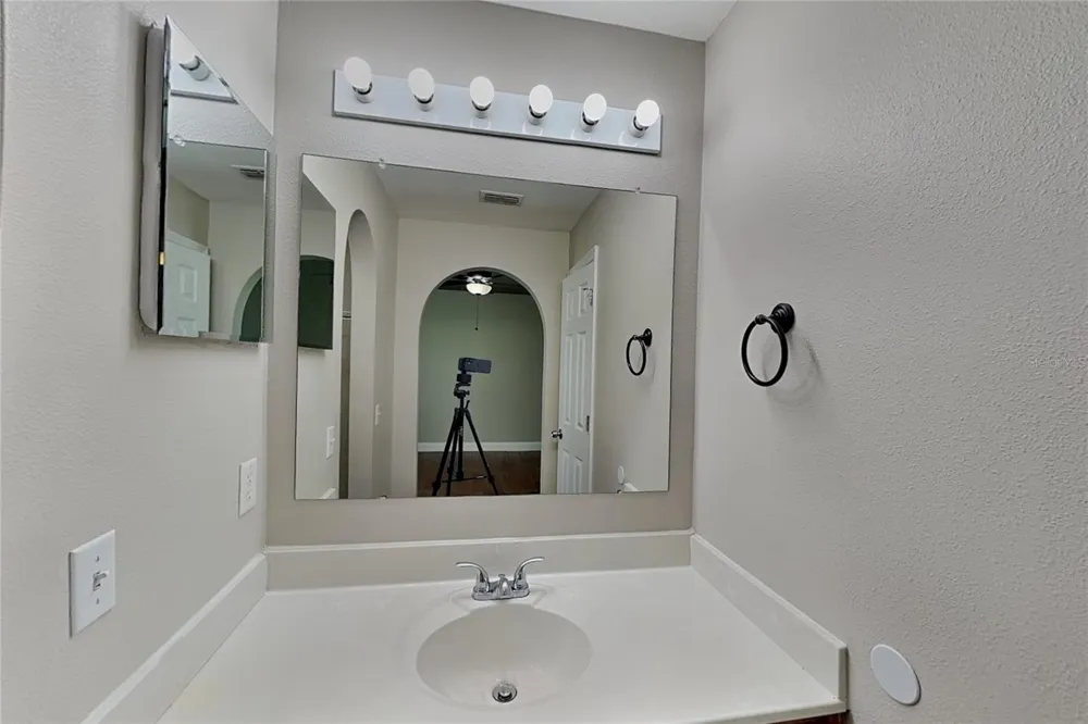 Address Not Shown Dade City, FL 33525