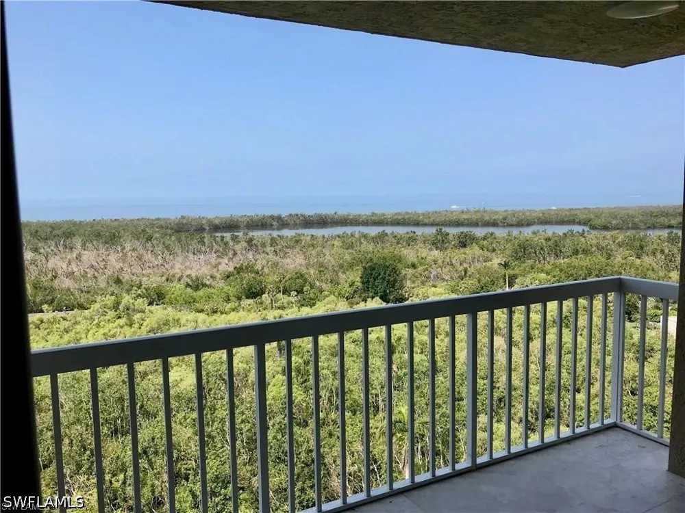 Nicholas Boulevard #1105 Naples, FL 34108