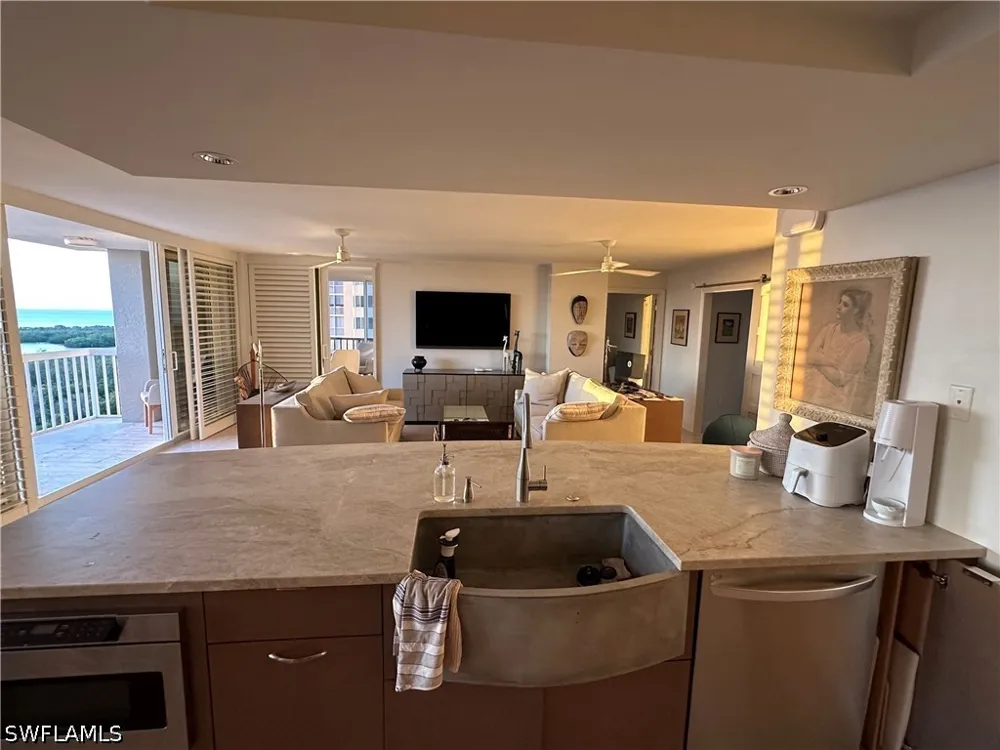 Nicholas Boulevard #1105 Naples, FL 34108