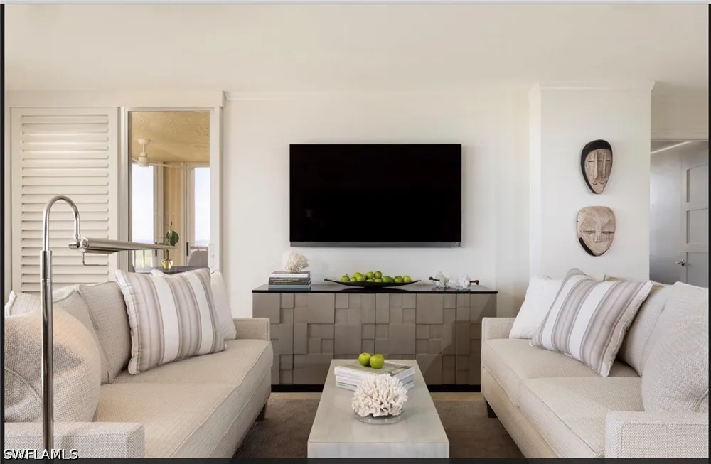Nicholas Boulevard #1105 Naples, FL 34108