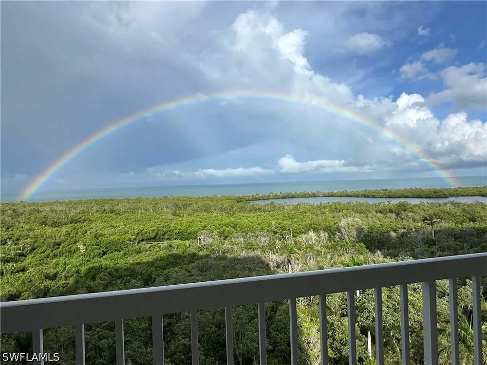 Nicholas Boulevard #1105 Naples, FL 34108
