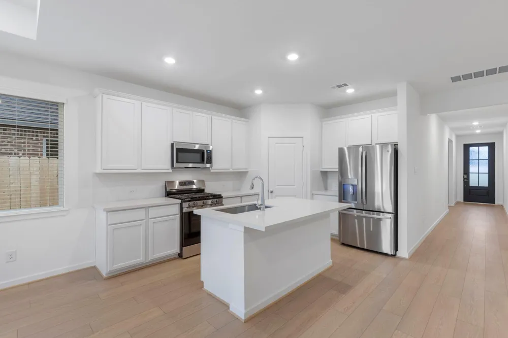 1203 Buffalo Run Tomball, TX 77375
