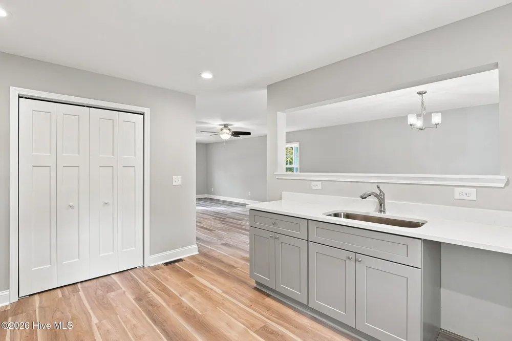 595 S Glover Street Southern Pines, NC 28387
