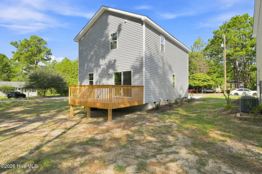 595 S Glover Street Southern Pines, NC 28387