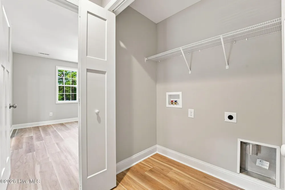 595 S Glover Street Southern Pines, NC 28387