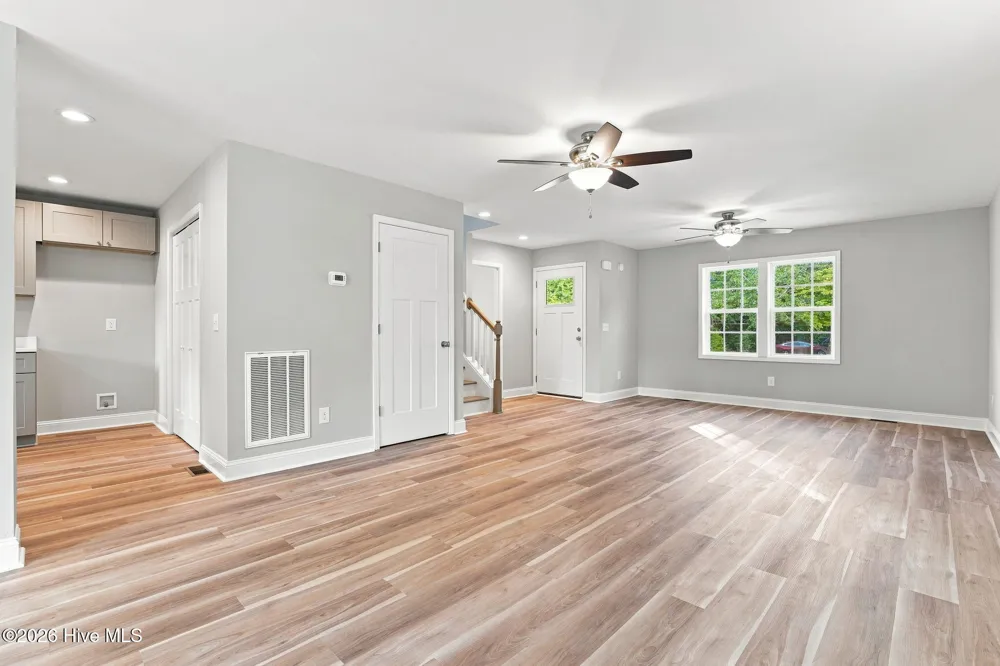 595 S Glover Street Southern Pines, NC 28387