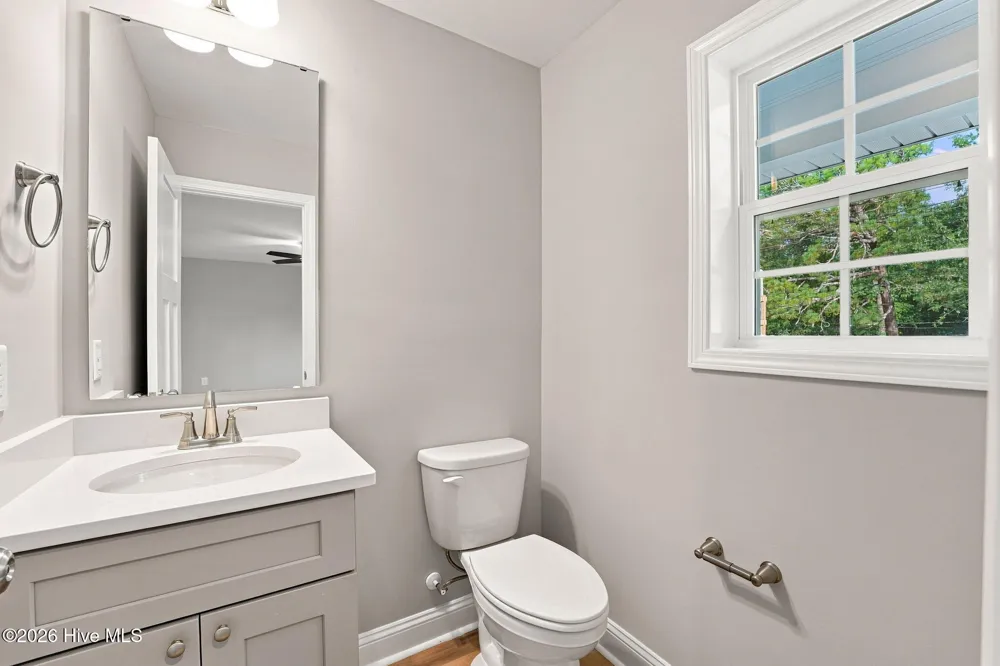 595 S Glover Street Southern Pines, NC 28387