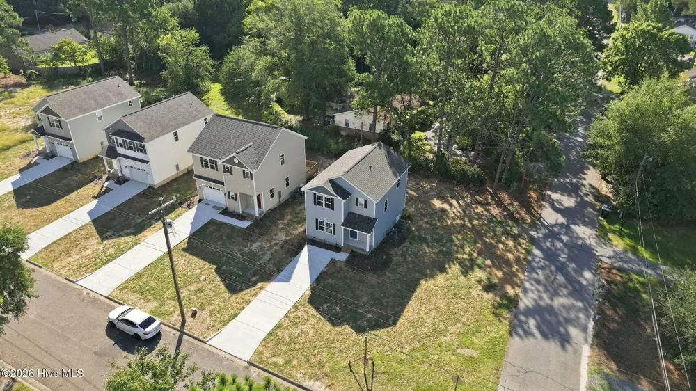 595 S Glover Street Southern Pines, NC 28387
