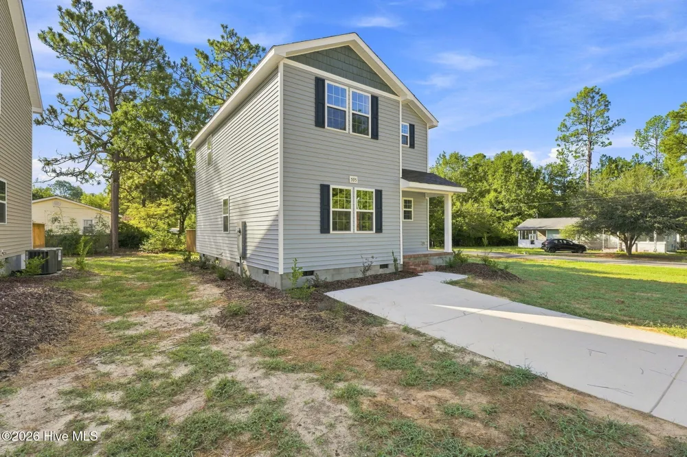 595 S Glover Street Southern Pines, NC 28387