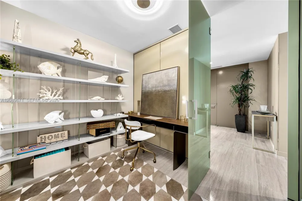 18975 Collins Ave #2203 Sunny Isles Beach, FL 33160