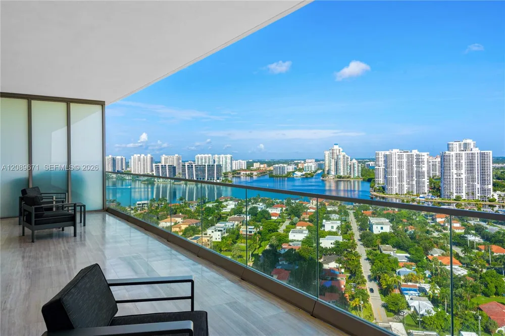 18975 Collins Ave #2203 Sunny Isles Beach, FL 33160