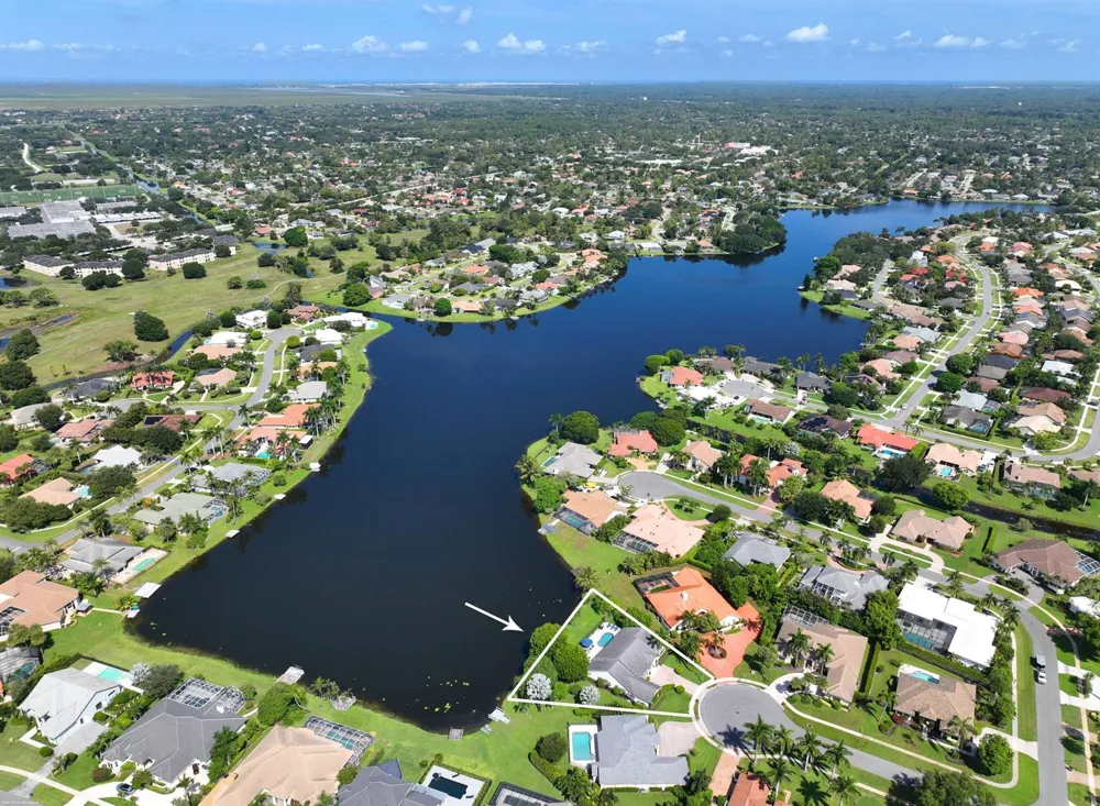 13199 Halifax Court Wellington, FL 33414