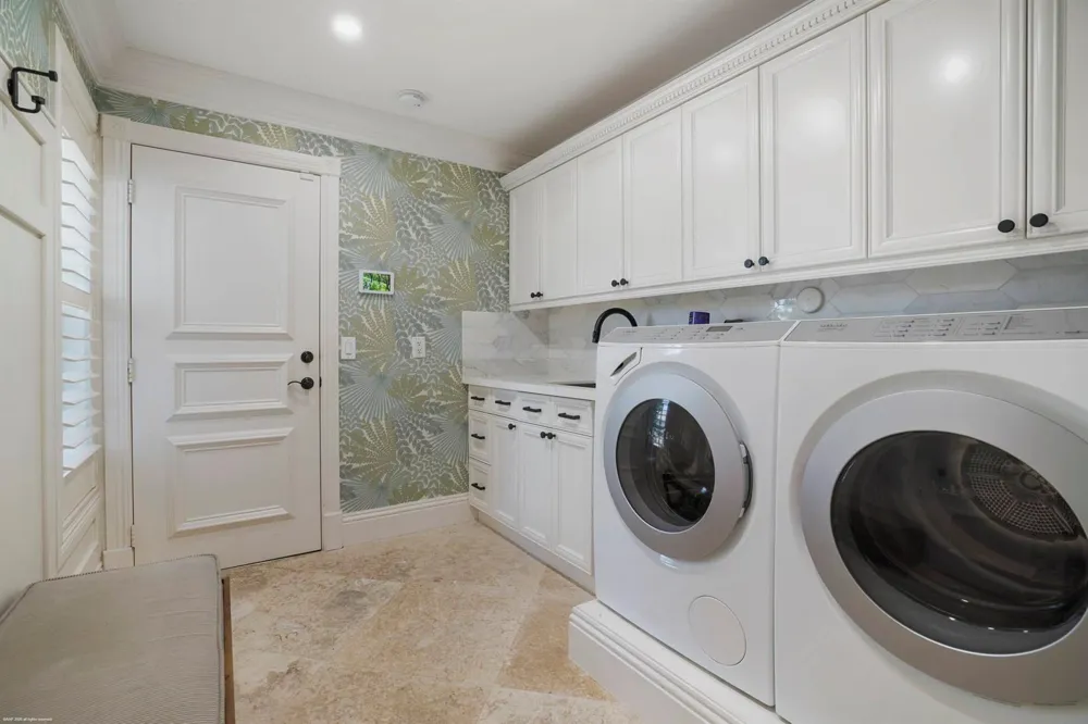 13199 Halifax Court Wellington, FL 33414