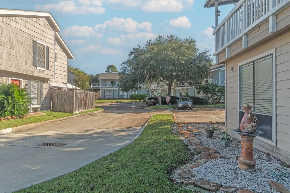 132 April Point Drive Conroe, TX 77356