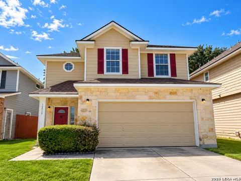 12719 Goldenrain Bay