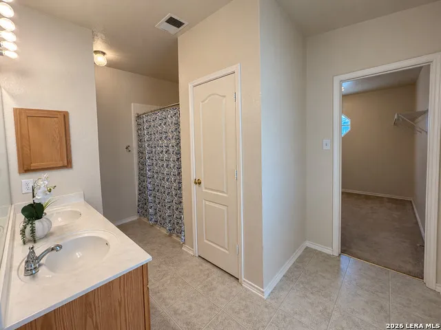 12719 Goldenrain Bay San Antonio, TX 78216